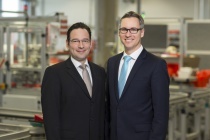 Christian K?stler (links), seit Januar 2016 COO beim Blitz- und ?berspannungsschutzspezialisten Dehn  und Dr. Philipp Dehn (rechts) CEO und Managing Partner  von Dehn