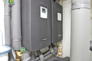  Die beiden Frischwasserstationen erzeugen als Kaskade bis zu 80 l warmes Wasser pro Minute und sichern so den Warmwasserkomfort in den 34 Wohnungen, 13 Geschäften und dem Fitness-Studio  